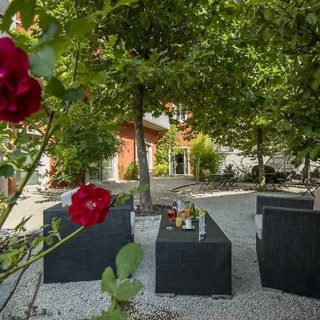 Les Capucines Nocleg ze śniadaniem Abbeville