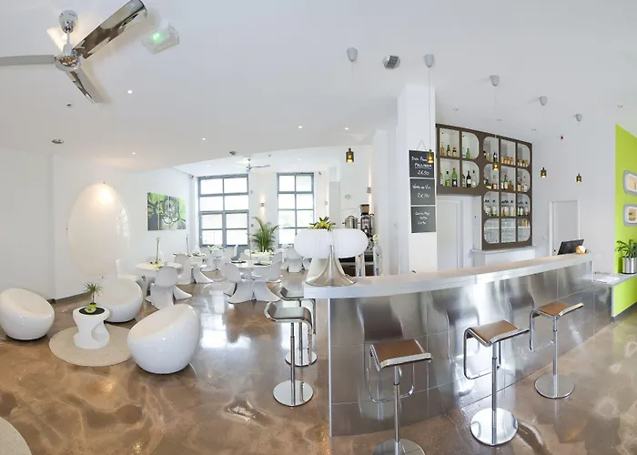 Les Capucines B&B 아브빌르