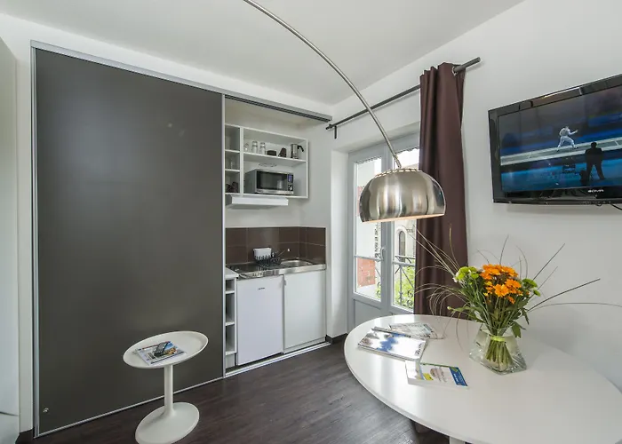 Les Capucines Couette-café 3*