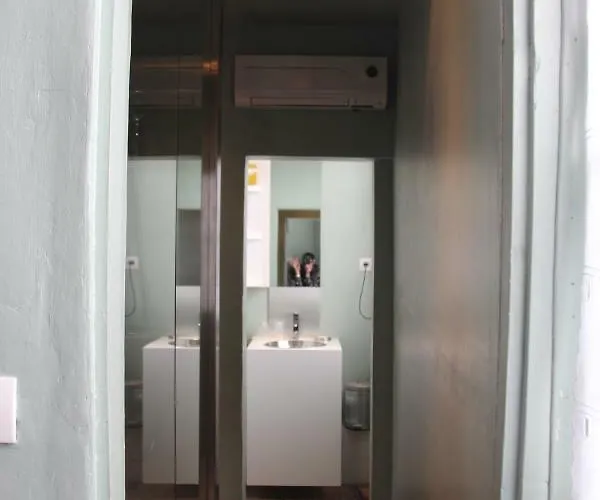 Couette-café Les Capucines 3*